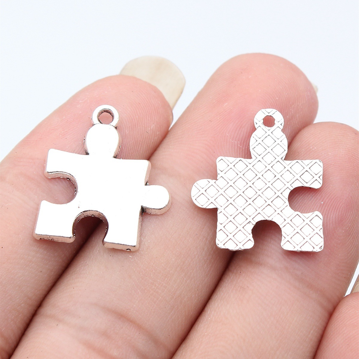 WYSIWYG 10pcs 23x20mm 2 Colors - Vintage Fashion Online review and price